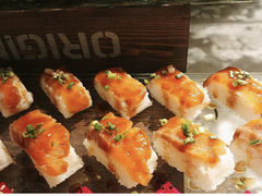 寿司-海柜涮烤一体自助餐厅(金鹰店)