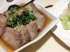 净清汤牛腩-龙记烧腊茶餐厅(常德路店)