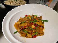 -佬麻雀·剁椒鱼头(京基KK One店)