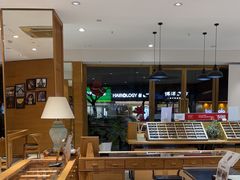 -宝丽眼镜(湖墅店)