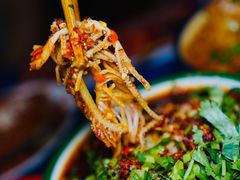 -马路边边麻辣烫联盟路店