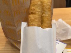 脆香油条-麦当劳(深圳北站B2检票口楼上)