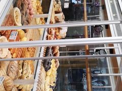 -焙丽拾光(麦凯乐直营店)