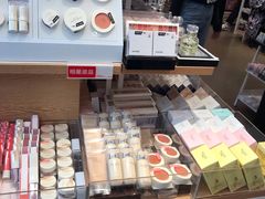 -名创优品(天河区正佳广场二店)