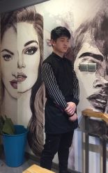 迎宾小哥时刻关注一楼来客-天秤座发型社