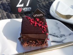-UNI UNI(环亚凯瑟琳店)