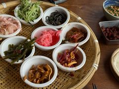 -包整·丝娃娃(一览甲秀楼风景店)