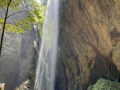 -龙水峡地缝景区