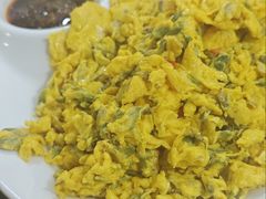 槐树花炒鸡蛋-涵家味土菜馆·徽州一绝臭鳜鱼(三河古镇店)