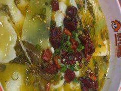 -小六鱼你.下饭酸菜鱼(益田假日广场店)