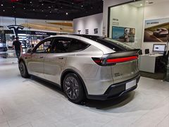 -TESLA 特斯拉(北京颐堤港体验店)