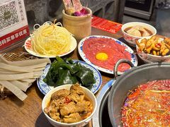 -萍姐火锅·公路夜市(武汉首店)