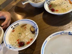 -肖四女乐山跷脚牛肉(南汇大学城生活广场店)