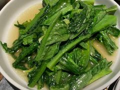 -龙巢盱眙龙虾·牛蛙·烧烤宵夜(八卦岭店)