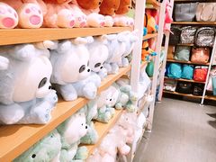 -名创优品(江南新地店)