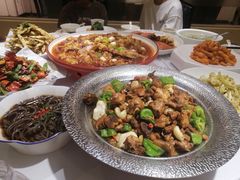 -巴特餐饮6加1音乐餐吧·新疆菜