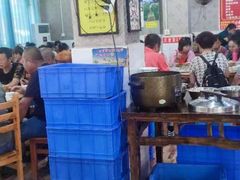 -一品红烧鸭特色川菜(三岔湖店)