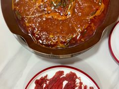 -毛辣果·贵州红酸汤牛肉火锅(西单店)