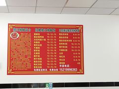 -猪杂汤粉世家隆江猪脚饭潮汕一品鲜