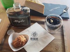 茉莉千层蛋糕-ZING COFFEE 镜咖啡