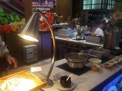 -飨食汇全日制餐厅·昆山皇冠假日酒店(九方店)