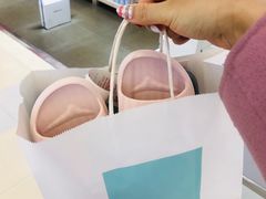 -名创优品(惠州华贸购物中心店)