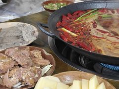 -黄潇洒老火锅(九眼桥宏济巷店)