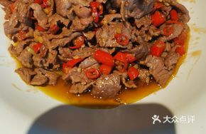 Eighteen-Second Stir-Fried Mountain Yellow Beef