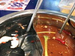 -马路边边串串香(苗栗路店)