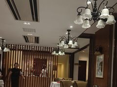 -老人和饭店(淮海中路店)