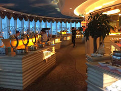 -黄金海景大酒店-旋转餐厅