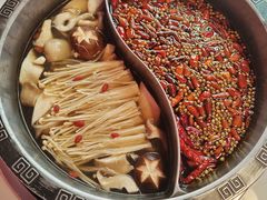 -销魂美蛙鱼头火锅(上海首店)