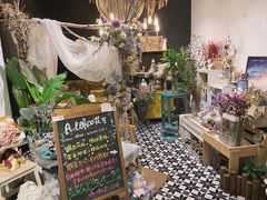 -雕刻时光咖啡馆(交大店)