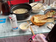 -土砂锅生态山庄·非遗砂锅雅鱼