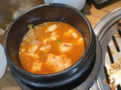海鲜豆腐汤-·缸桶屋·韩式牛肋条自助烤肉(西湖D11店)
