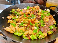 -聚鑫朋酸菜肥肠(文艺路口店)