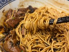 -沪西老弄堂面馆(定西路店)