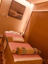 -苑苑vbeauty科技美容SPA