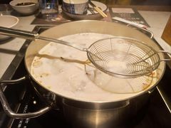 -尚尚仙·酸汤猪手·猪肚鸡火锅(华联万柳购物中心店)