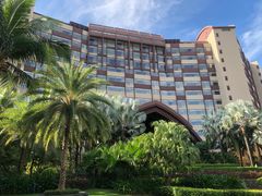 -三亚湾海居铂尔曼度假酒店