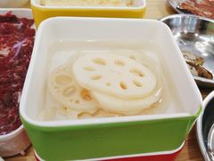 -杨老板·海鲜集市火锅·鲜切牛肉(中防万宝店)