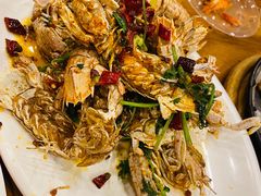 -老东镇啤酒屋海鲜加工·蒸汽海鲜·海鲜烧烤(台东店)