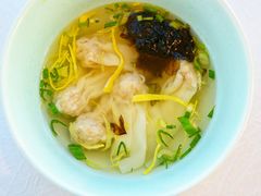 绉纱鸡汤馄饨-君来湖滨饭店·渔餐厅