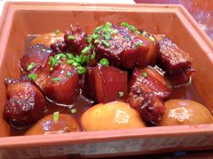 本帮红烧肉-小龙酒家(桂平路店)