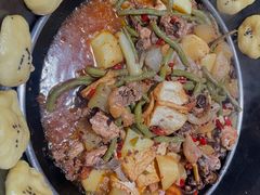 -屈夫人地锅鸡(南充店)