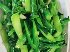 -鹏城人家海鲜酒家·23年老字号(较场尾店)