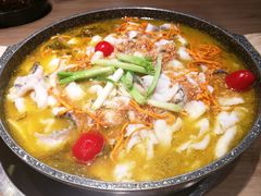 -山城外·非遗酸菜鱼(蜀都万达店)