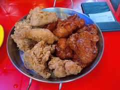 -BHC炸鸡(明洞总店)