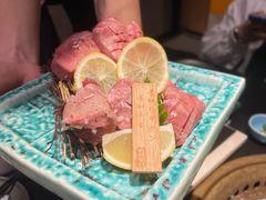 -山川小町·极番烧肉(新地假日广场店)