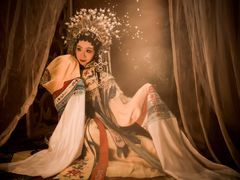 -九月鹰飞汉服摄影工作室